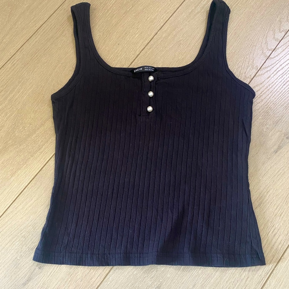 Ribbed Short Tank Top, pearl buttons
